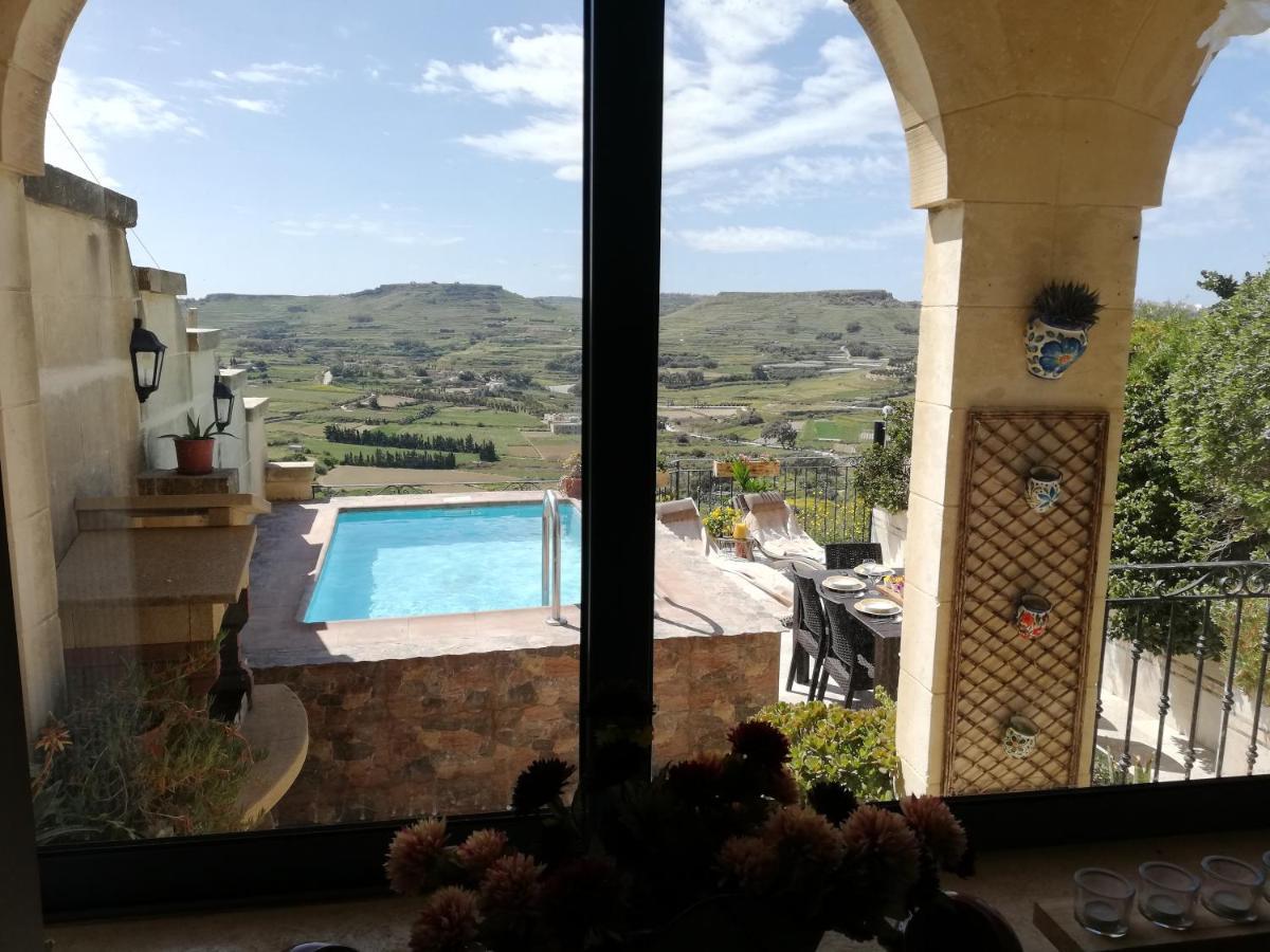 Jasmine Holidays Villa *