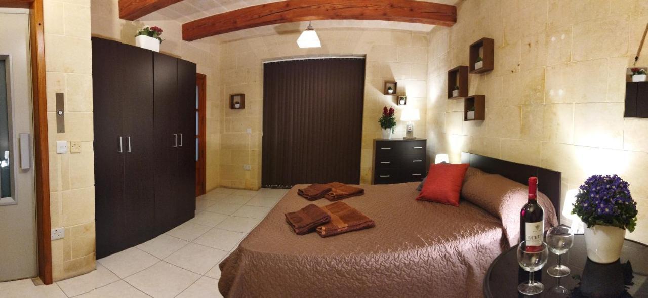 Jasmine Holidays Villa *